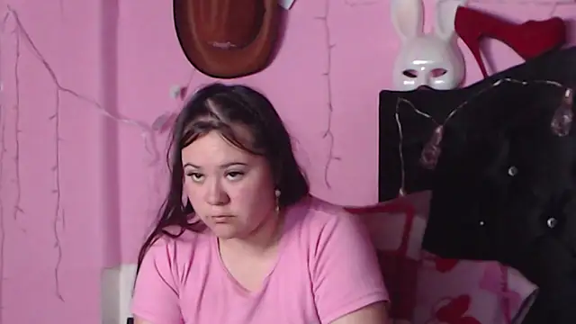 NikkiRous  online show from 21, 1, 2025