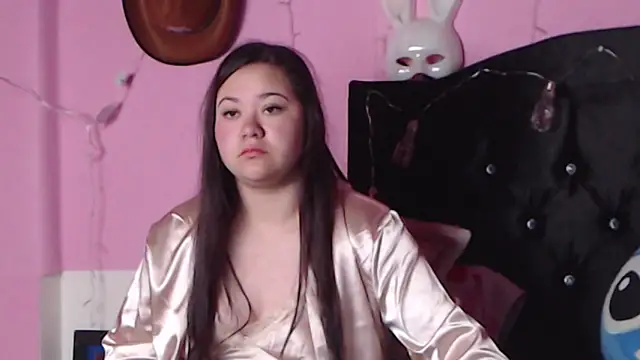 NikkiRous  online show from 1, 2, 2025