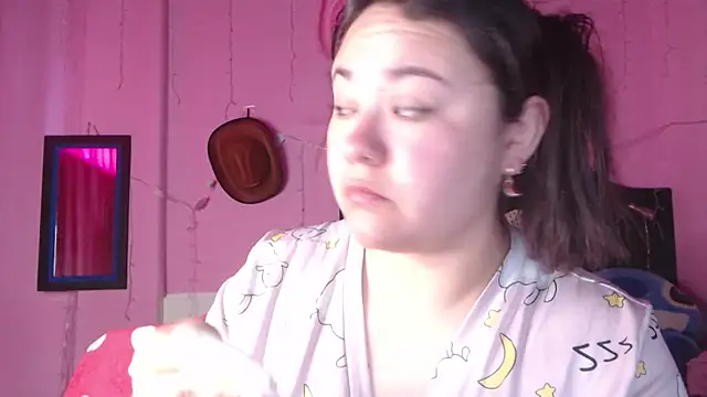 NikkiRous  online show from 15, 10, 2025