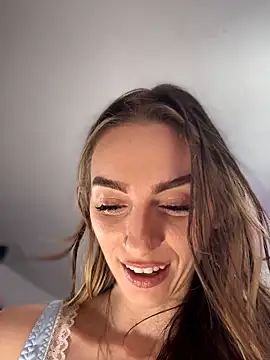 BrattyBae xo online show from 26, 4, 2026