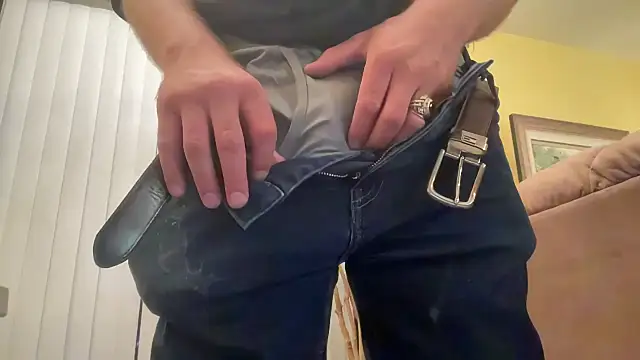 Snapshot of BIGWHITECOCKDOC36 chatting on 25, 9, 2025 BIGWHITECOCKDOC36 online show from 25, 9, 2025