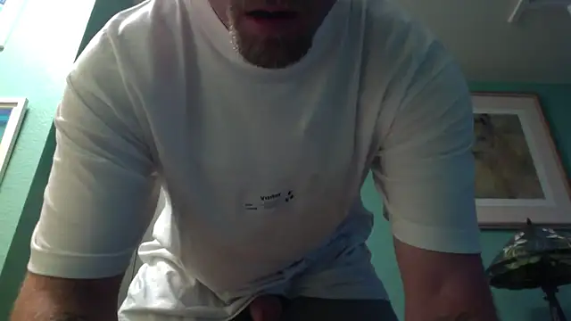 Snapshot of BIGWHITECOCKDOC36 chatting on 1, 10, 2025 BIGWHITECOCKDOC36 online show from 1, 10, 2025