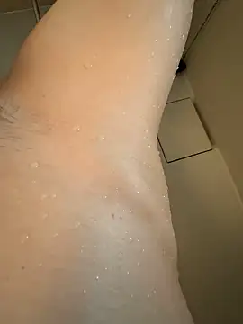 Snapshot of shiro_3 chatting on 14, 9, 2025 shiro 3 online show from 14, 9, 2025