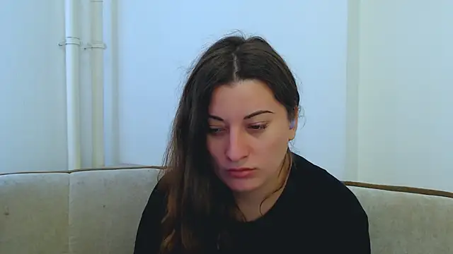 Helen Adams  online show from 6, 2, 2025