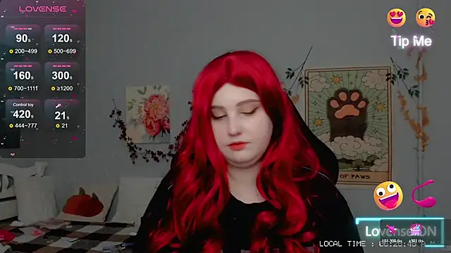 Crystal Chris online show from 12, 11, 2025