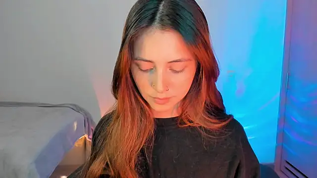 annie mora online show from 25, 9, 2025