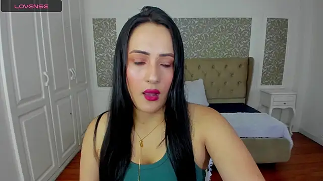 KimWessel  online show from 28, 4, 2026
