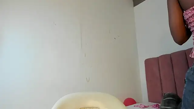 Tahira 21  online show from 13, 3, 2026