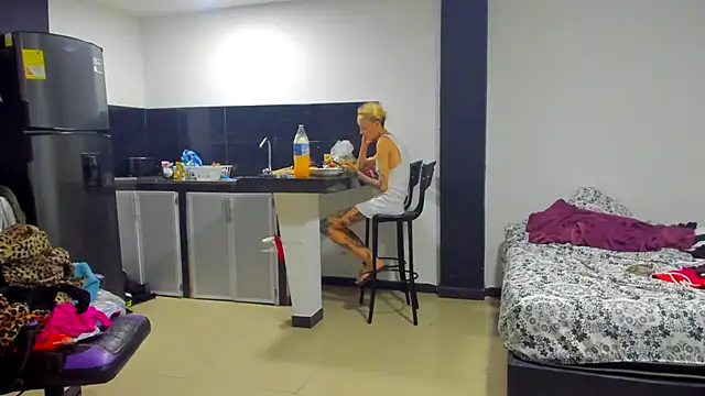 barbara anal squirt  online show from 14, 3, 2025