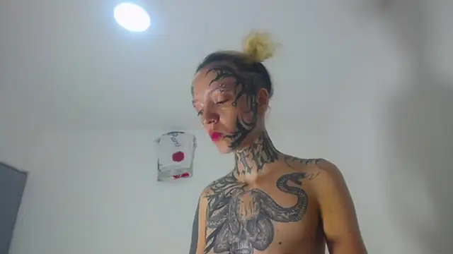 barbara anal squirt  online show from 30, 4, 2026