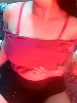 Snapshot of shuhana_ chatting on 12, 12, 2024 shuhana  online show from 12, 12, 2024