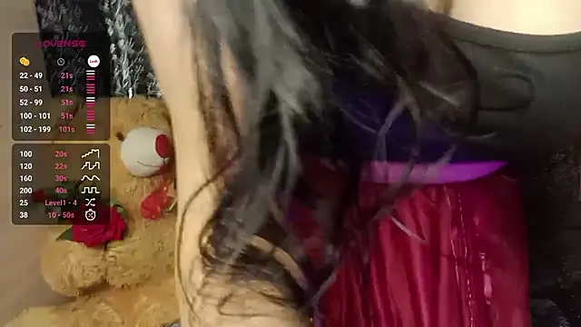 Snapshot of shuhana_ chatting on 27, 12, 2024 shuhana  online show from 27, 12, 2024