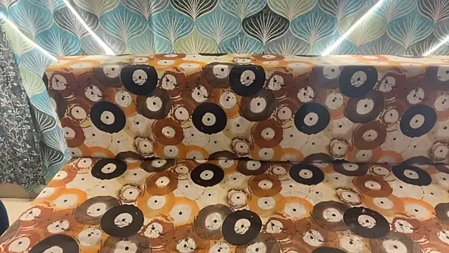 Snapshot of shuhana_ chatting on 23, 11, 2025 shuhana online show from 23, 11, 2025