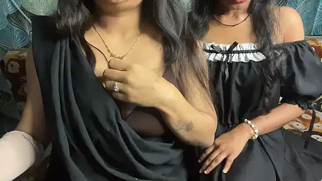 Snapshot of shuhana_ chatting on 17, 12, 2025 shuhana online show from 17, 12, 2025