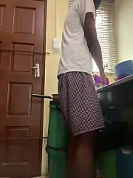 Gifttheskimaskboy online show from 5, 3, 2026