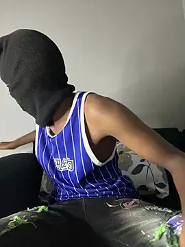 Gifttheskimaskboy online show from 28, 3, 2026