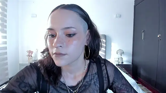 Snapshot of AnnyThompson_ chatting on 11, 3, 2026 AnnyThompson online show from 11, 3, 2026