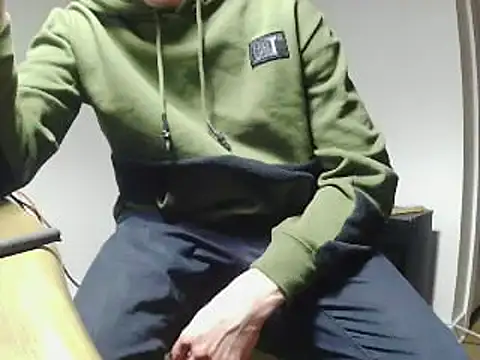 Snapshot of L0cKyseven77 chatting on 25, 1, 2025 L0cKyseven77 online show from 25, 1, 2025