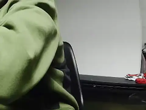 Snapshot of L0cKyseven77 chatting on 14, 2, 2025 L0cKyseven77 online show from 14, 2, 2025