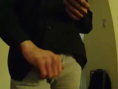 Snapshot of L0cKyseven77 chatting on 18, 2, 2025 L0cKyseven77 online show from 18, 2, 2025