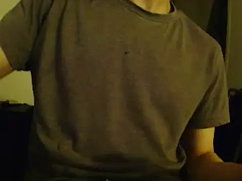 Snapshot of L0cKyseven77 chatting on 4, 3, 2025 L0cKyseven77 online show from 4, 3, 2025