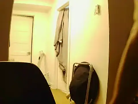 Snapshot of L0cKyseven77 chatting on 5, 3, 2025 L0cKyseven77 online show from 5, 3, 2025