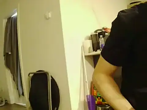 Snapshot of L0cKyseven77 chatting on 9, 3, 2025 L0cKyseven77 online show from 9, 3, 2025