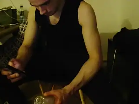 Snapshot of L0cKyseven77 chatting on 9, 3, 2025 L0cKyseven77 online show from 9, 3, 2025