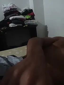 Snapshot of angel1728 chatting on 27, 10, 2025 angel1728 online show from 27, 10, 2025