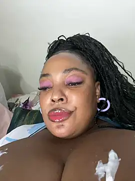 Snapshot of Katamia25 chatting on 14, 12, 2024 Katamia25 online show from 14, 12, 2024