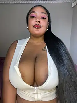 Snapshot of Katamia25 chatting on 12, 1, 2025 Katamia25 online show from 12, 1, 2025
