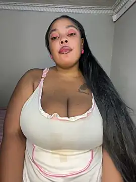 Snapshot of Katamia25 chatting on 18, 1, 2025 Katamia25 online show from 18, 1, 2025