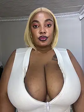 Snapshot of Katamia25 chatting on 9, 3, 2025 Katamia25 online show from 9, 3, 2025