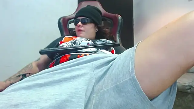 snowflake xxx online show from 15, 11, 2025