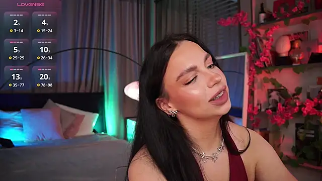 Snapshot of LunaNight chatting on 21, 9, 2025 LunaNight online show from 21, 9, 2025