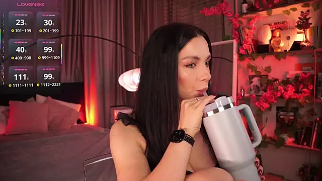 Snapshot of LunaNight chatting on 27, 9, 2025 LunaNight online show from 27, 9, 2025