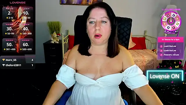 Julia Dean online show from 26, 12, 2024