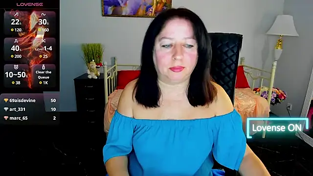Julia Dean online show from 4, 1, 2025