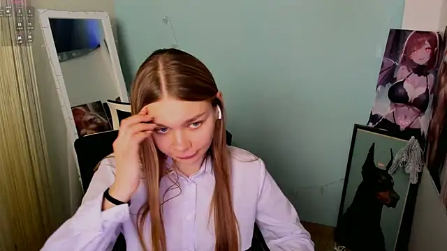 Molly sweetie online show from 7, 1, 2025