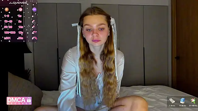 Molly sweetie online show from 16, 12, 2025