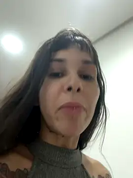 Snapshot of Nikatsu chatting on 7, 10, 2025 Nikatsu online show from 7, 10, 2025