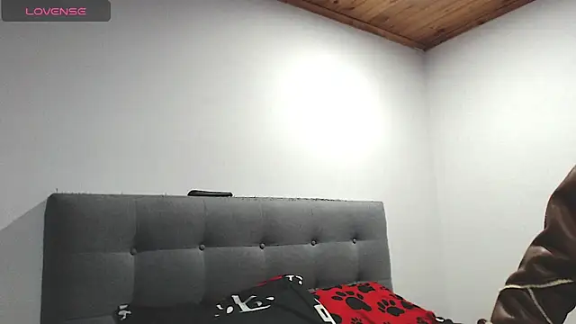 Snapshot of MagicStephany_ chatting on 14, 2, 2026 MagicStephany online show from 14, 2, 2026