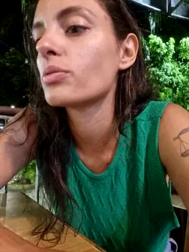 Snapshot of liquorlipsoficial chatting on 29, 1, 2025 liquorlipsoficial online show from 29, 1, 2025