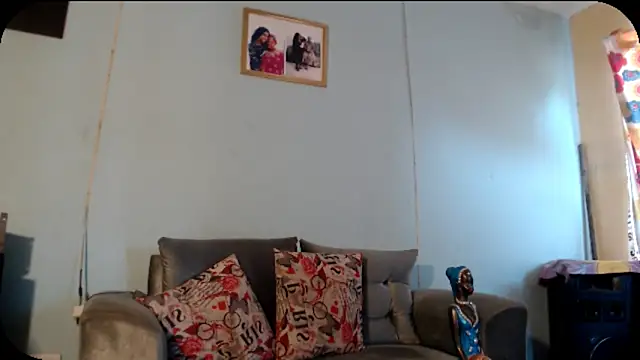 Amazing12inch online show from 4, 12, 2024