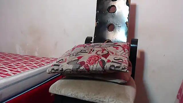 Amazing12inch online show from 25, 2, 2025