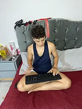 Antonella Cruz02 online show from 10, 5, 2026