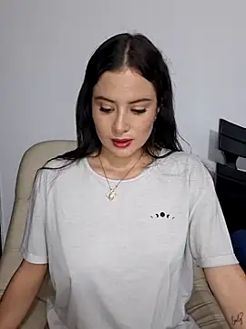 Zoe Clark  online show from 14, 3, 2026