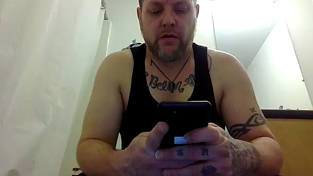 Snapshot of Buddy_Cuck chatting on 7, 1, 2026 Buddy Cuck online show from 7, 1, 2026