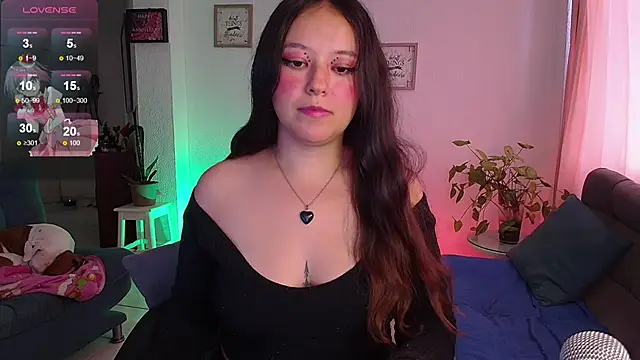 Snapshot of Lexie_Thompson10 chatting on 6, 1, 2025 Lexie Thompson10 online show from 6, 1, 2025