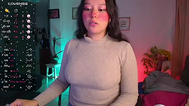 Snapshot of Lexie_Thompson10 chatting on 17, 2, 2025 Lexie Thompson10 online show from 17, 2, 2025